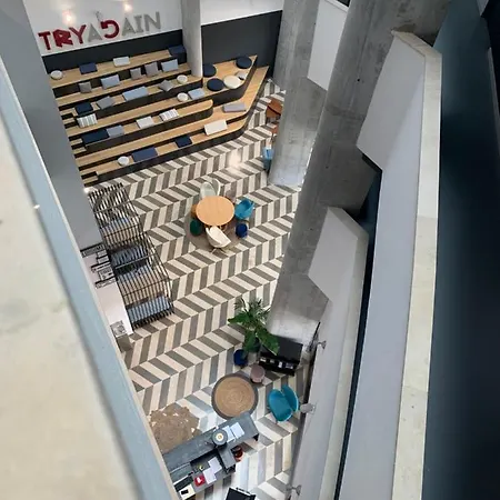 Residencia De Estudiantes Xior Teatinos Solo Estudiantes Apartment *